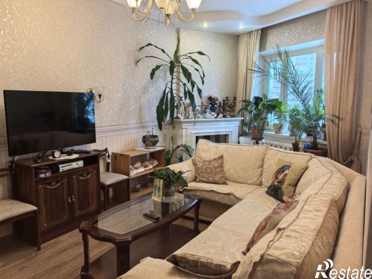 3-комн квартира ул Полины Осипенко, 9,  д. 9