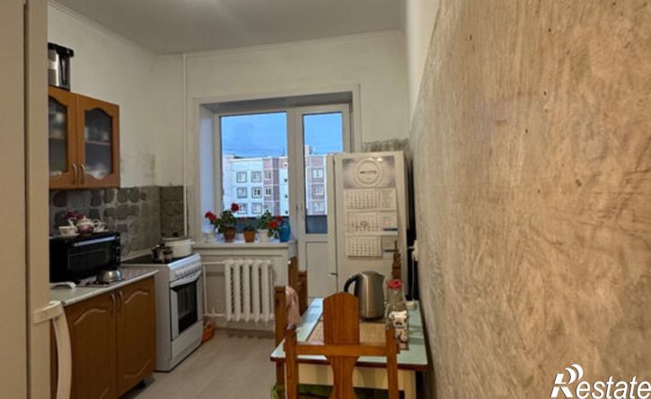 3-комн квартира улица Попова, 24,  д. 24