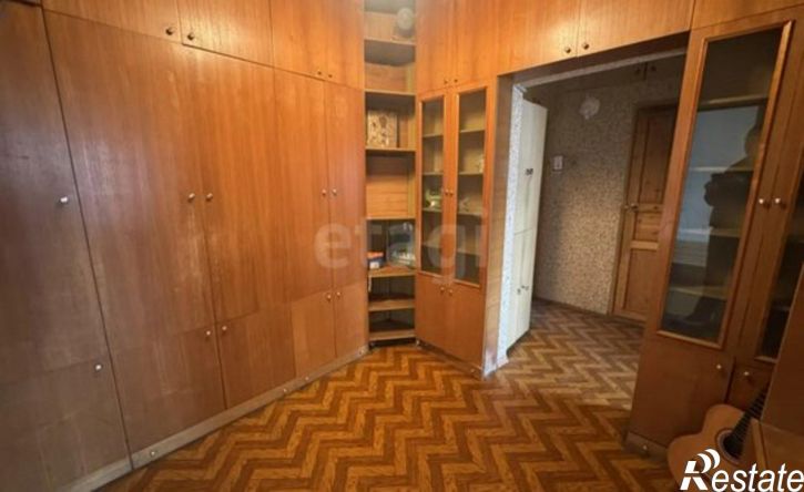 3-комн квартира ул Логинова, 23 1,  д. 23 1,  к. 1