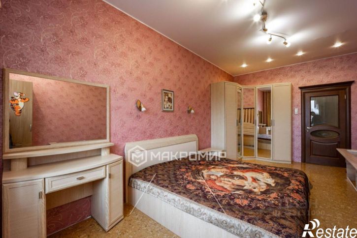 3-комн квартира пр-кт Обводный канал, 44 1,  д. 44 1,  к. 1