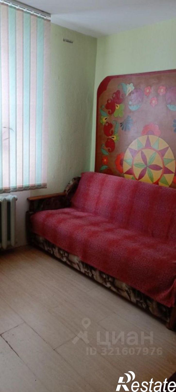 3-комн квартира улица Октябрят, 4 к3,  д. 4 к3