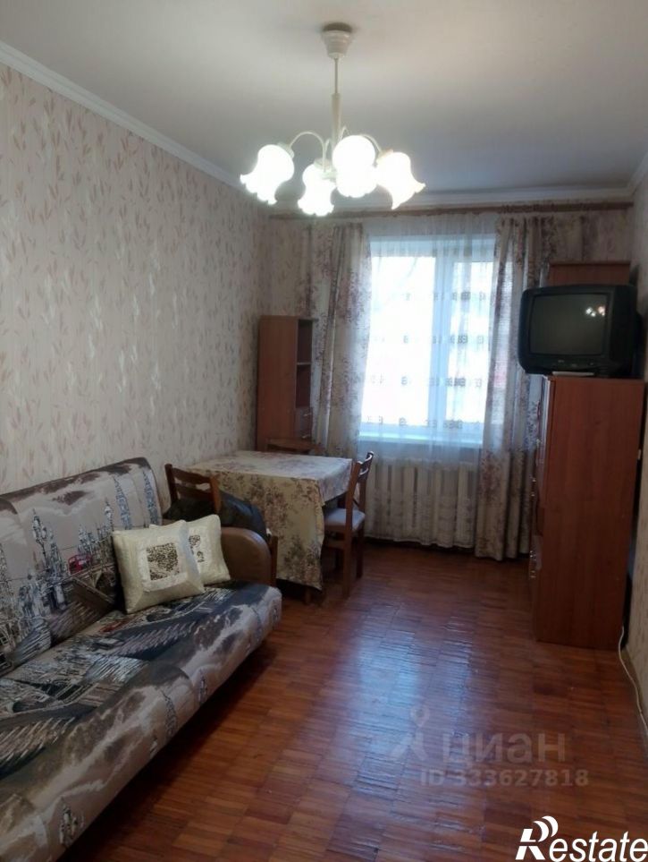 2-комн квартира улица Гагарина, 3,  д. 3