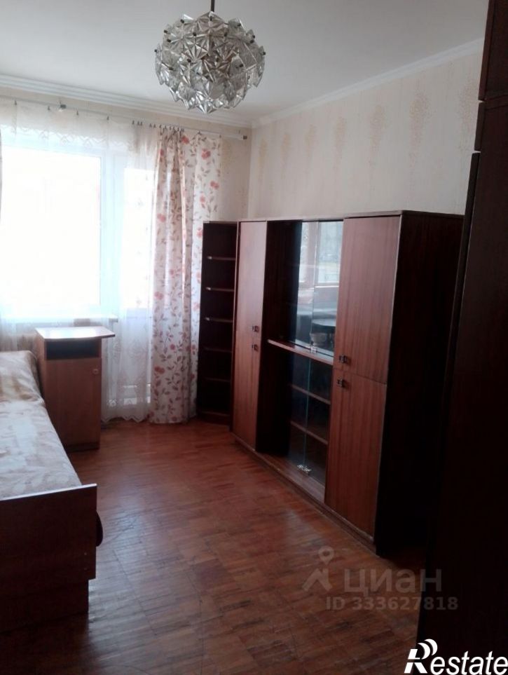 2-комн квартира улица Гагарина, 3,  д. 3