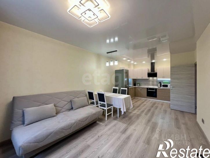 2-комн квартира проспект Ломоносова, 107,  д. 107