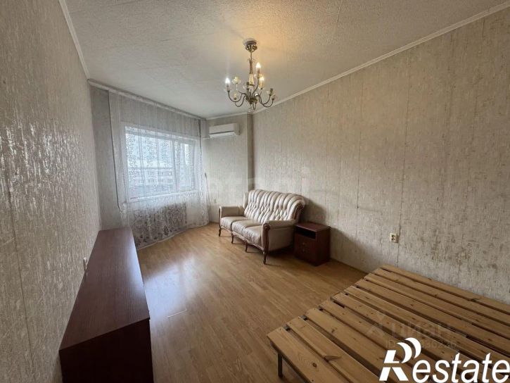 3-комн квартира улица Логинова, 23 к1,  д. 23 к1