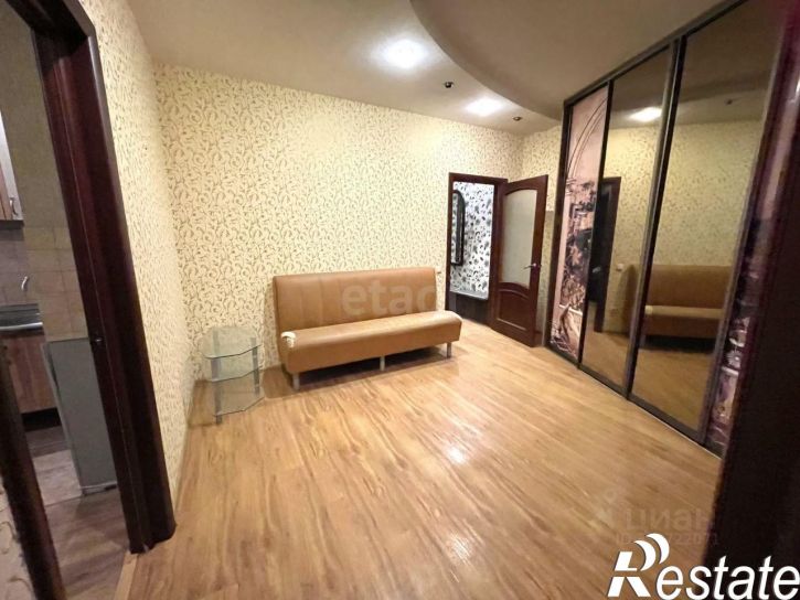 4-комн квартира улица Гайдара, 54 к1,  д. 54 к1