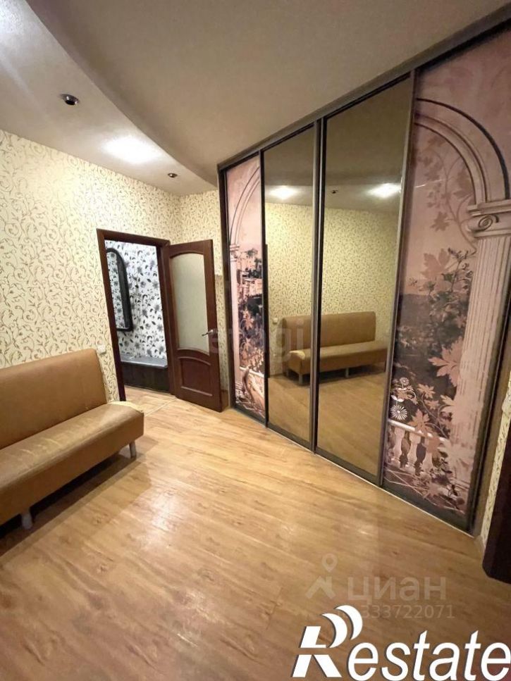 4-комн квартира улица Гайдара, 54 к1,  д. 54 к1