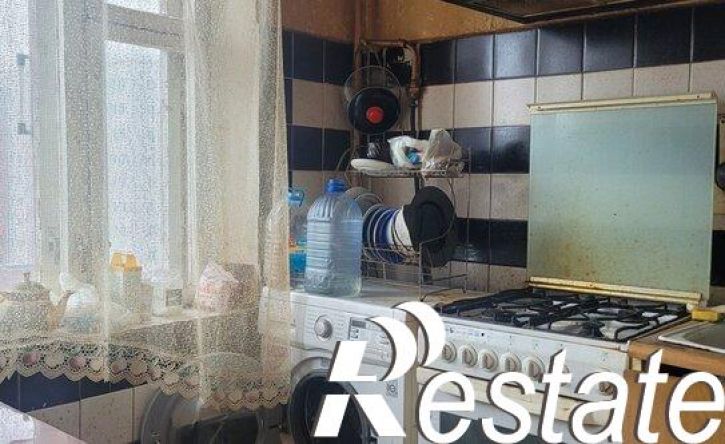 3-комн квартира улица Прокопия Галушина, 28 к2,  д. 28 к2