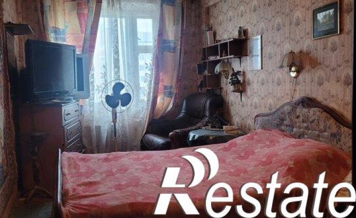 3-комн квартира улица Прокопия Галушина, 28 к2,  д. 28 к2
