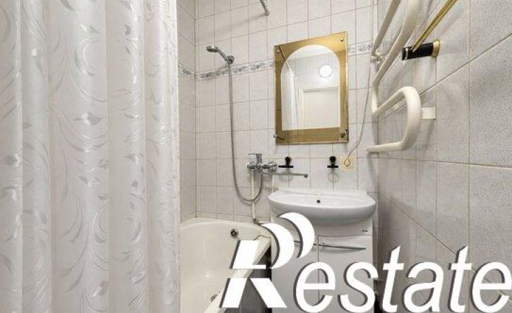 3-комн квартира улица Победы, 116 к2,  д. 116 к2
