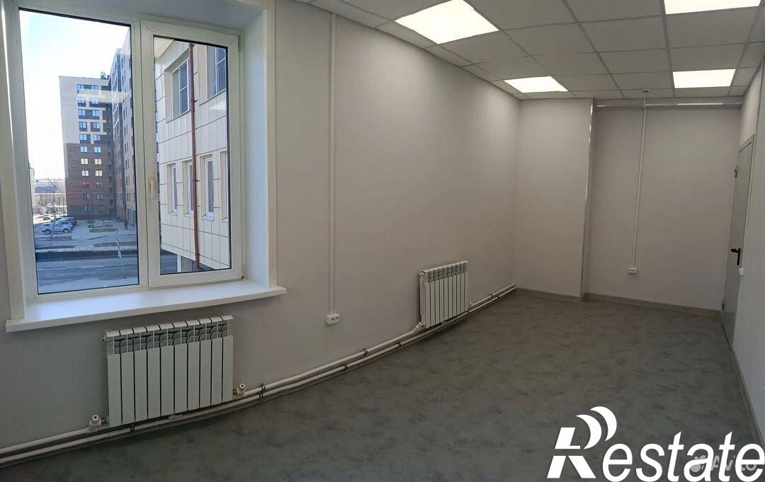 Сдать офис, помещение под офис за 12 600 рублей на улица Урицкого, 1