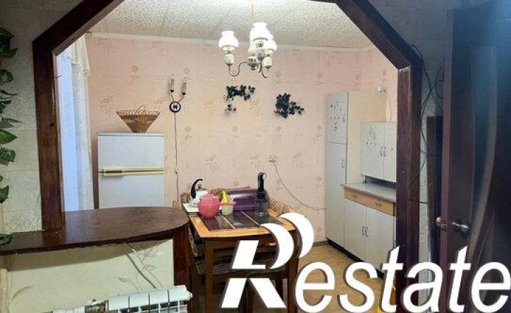 4-комн квартира улица Будённого, 16,  д. 16