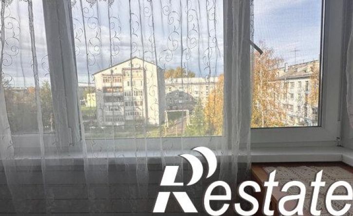 3-комн квартира улица Красных Маршалов, 24,  д. 24