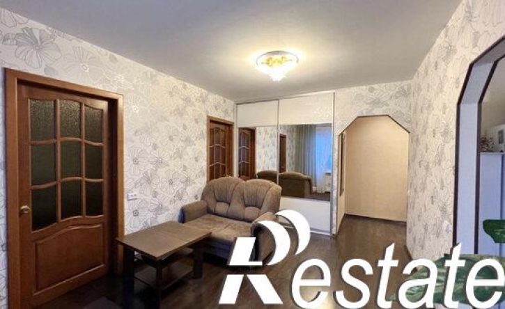 3-комн квартира улица Розы Люксембург, 37,  д. 37