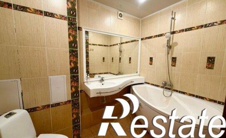 2-комн квартира улица Попова, 56 к2,  д. 56 к2