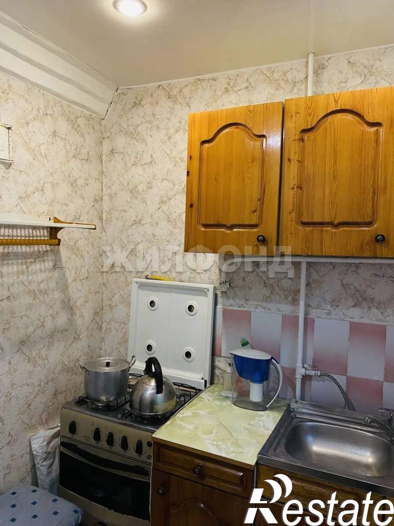 Купить квартиру за 2 000 000 рублей на Розы Люксембург ул., д.54