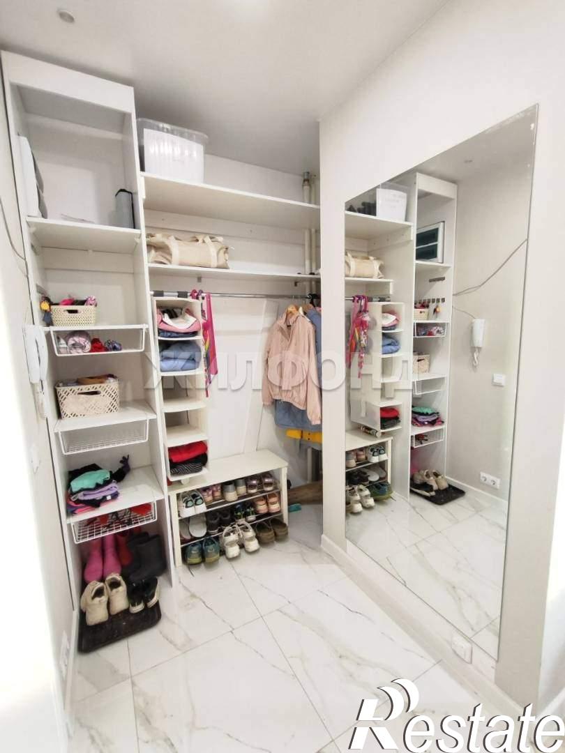 Купить квартиру за 9 700 000 рублей на В.И.Ленина пл., д.2