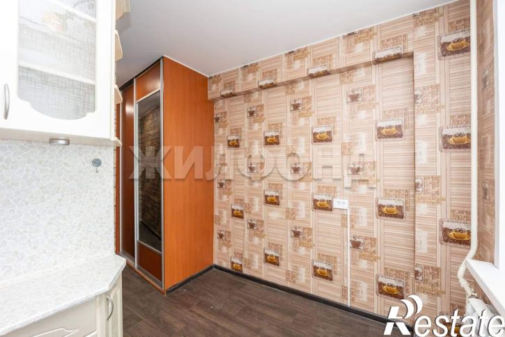 2-комн квартира Попова ул., д.25
