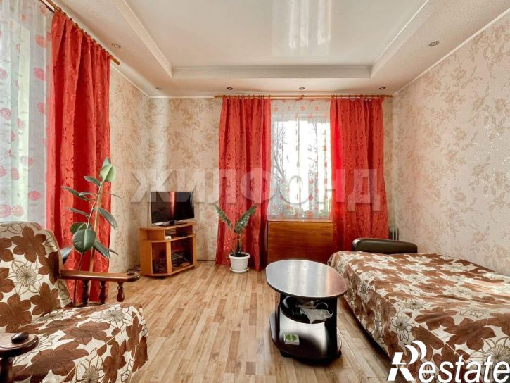 3-комн квартира Вельможного ул., д.11