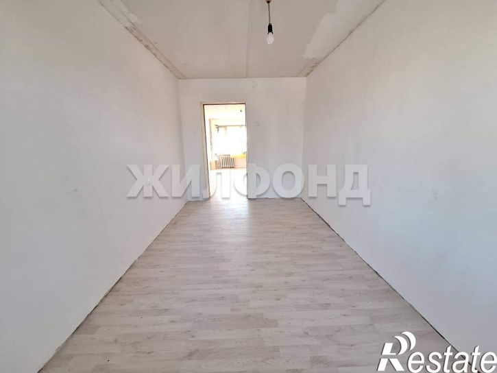 3-комн квартира Дзержинского проспект, д.21к1