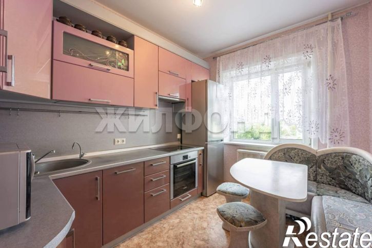 3-комн квартира Федора Абрамова ул., д.5к1
