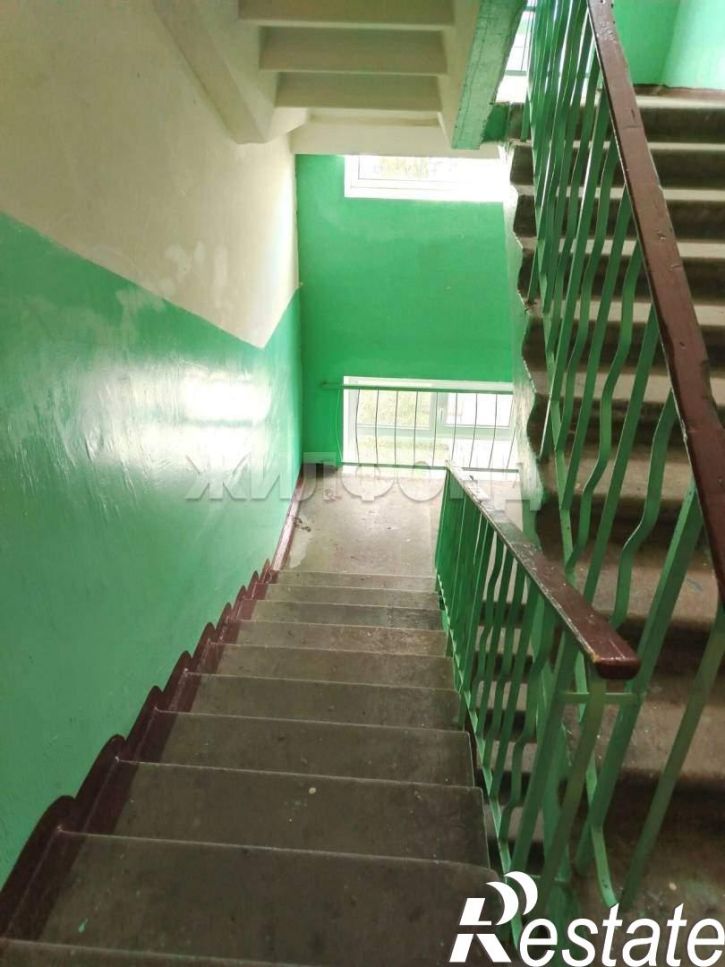 3-комн квартира Попова ул., д.23