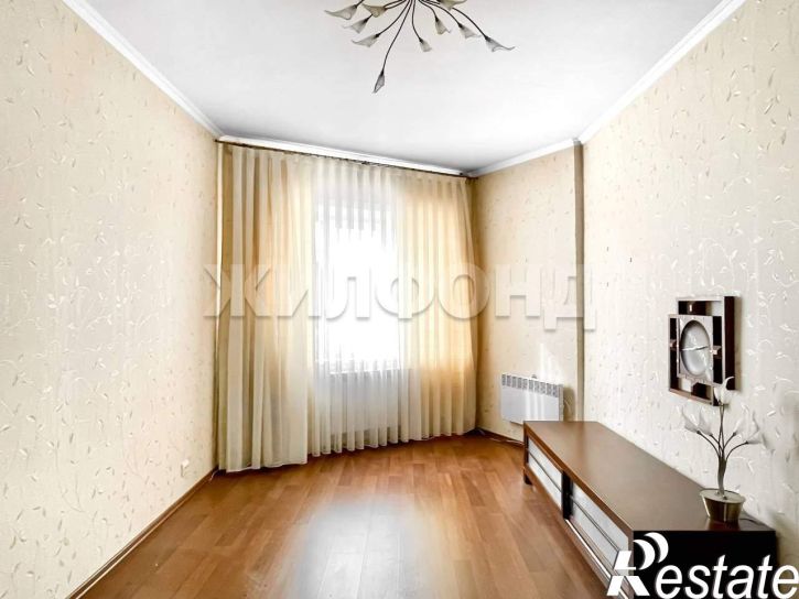 3-комн квартира Павла Усова ул., д.9к2