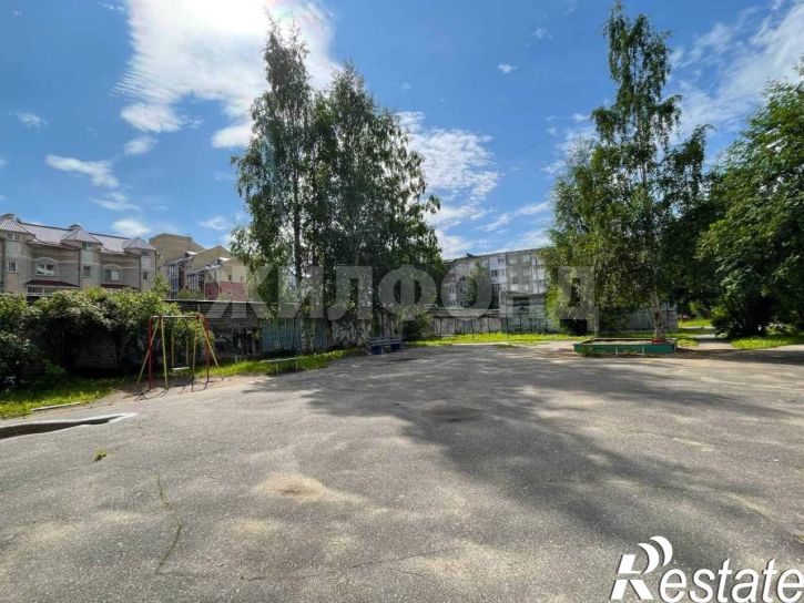 3-комн квартира Советских космонавтов проспект, д.177