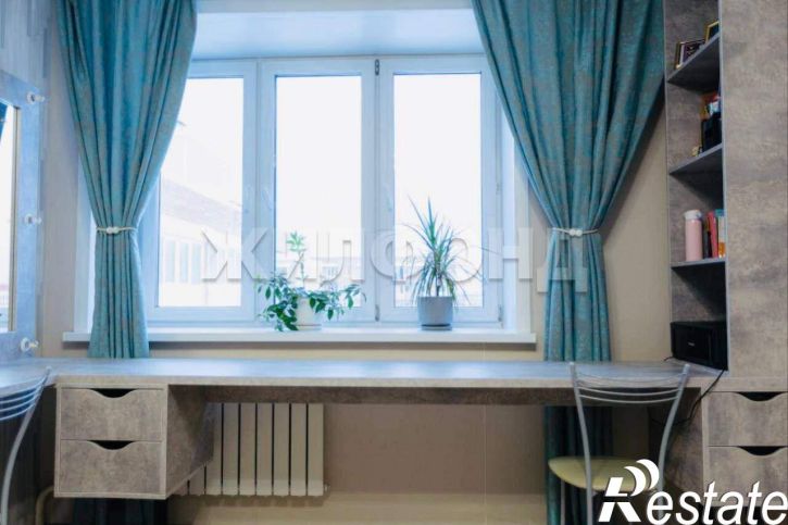 3-комн квартира Карпогорская ул., д.12к2