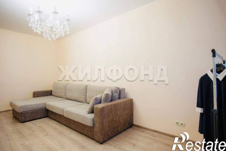 3-комн квартира Карпогорская ул., д.12к2