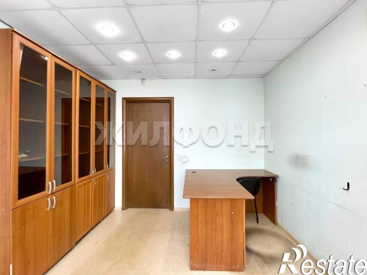 3-комн квартира Суворова ул., д.11