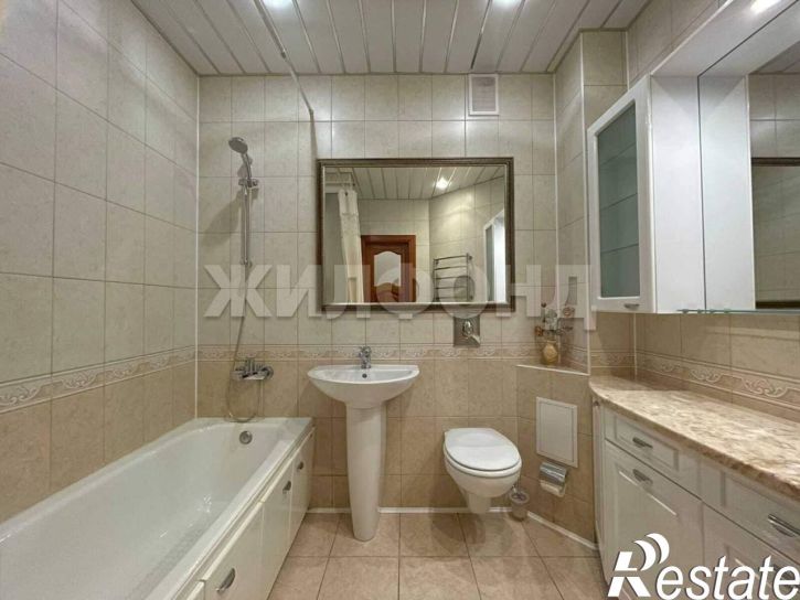 3-комн квартира Поморская ул., д.34к1